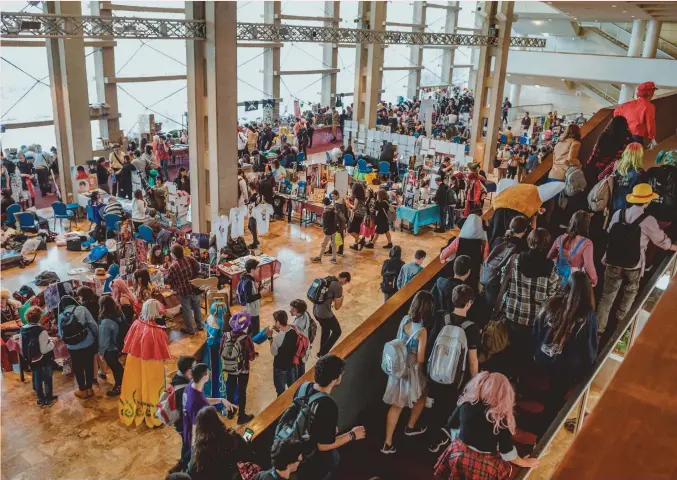  ?? (Erik Pries) ?? HUNDREDS OF anime fans, many in costume, converge on the Jerusalem Internatio­nal Convention Center at last year’s Harucon.