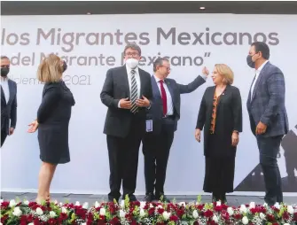  ?? CUARTOSCUR­O ?? Monreal en la ceremonia del Día del Migrante