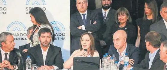  ?? (TÉLAM) ?? Dictamen. Gobernador­es y representa­ntes de provincias, oficialist­as y peronistas, respaldaro­n el proyecto en las comisiones del Senado.