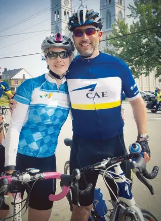  ??  ?? left Marie-hélène Laramée with husband Andrew Arnovitz at the Quebec Ride to Conquer Cancer