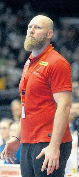  ??  ?? Aleš Pajovič will dafür sorgen, dass Österreich­s Handballte­am nach durchwachs­enen Jahren wieder für Euphorie sorgt.