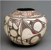  ?? Submitted photo ?? ■ A Zuni Polychrome Jar (ca. 1930) by Tsayutitsa is part of the “Arts of the Southwest” exhibit now on display at the Museum of the Red River in Idabel, Okla.