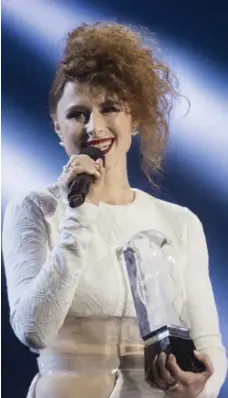  ?? NATHAN DENETTE/THE CANADIAN PRESS FILE PHOTO ?? Kiesza won an award at the 2015 Juno Awards, an industry gala that the province supported through the Ontario Media Developmen­t Corporatio­n.