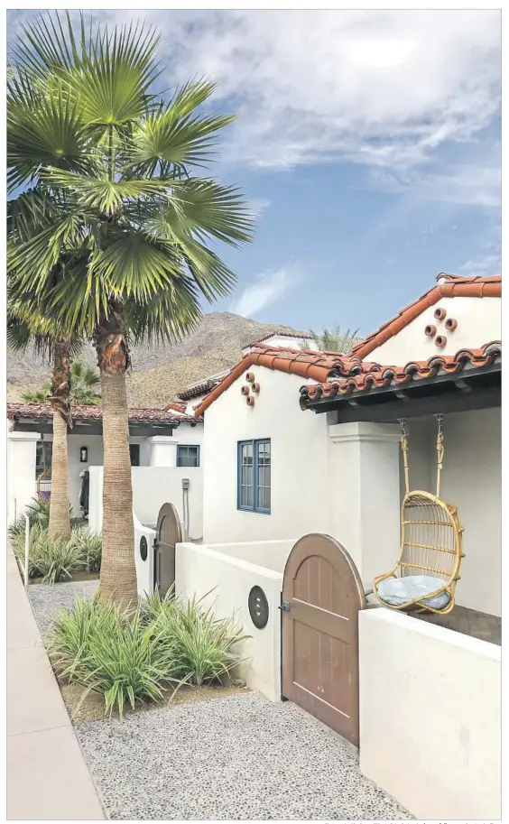  ?? Photograph of La Serena Villas in Palm Springs by Allen J. Schaben Los Angeles Times ??