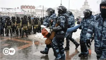  ??  ?? Russians took to the streets in January to demand Navalny's release but experts say its hard to see sustained mass protests