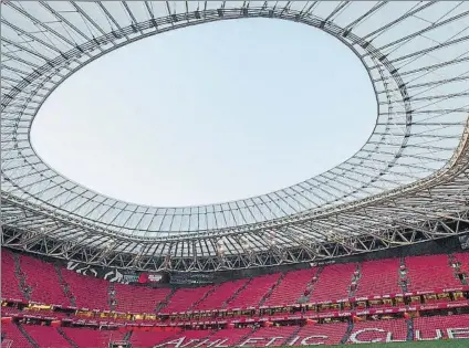  ?? FOTO: JUAN ECHEVERRÍA ?? Permiso denegado El estadio bilbaíno no podrá acoger la final de Copa si no se pudiera disputar en Sevilla