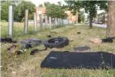  ?? TYLER LARIVIERE/SUN-TIMES ?? Debris left over from a Wednesday car crash that killed 10-year-old Da’Karia Spicer in the 8000 block of South Halsted Street.