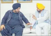  ?? ANI ?? Congress leader Navjot Singh Sidhu with chief minister Bhagwant Mann in Chandigarh on Monday.