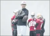  ?? TONY AVELAR — THE ASSOCIATED PRESS, FILE ?? San Francisco 49ers head coach Kyle Shanahan watches a drill during rookie minicamp in Santa Clara on May 14.