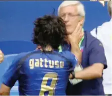  ?? RAI ?? La famosa “strozzata” di Gattuso a Lippi ai Mondiali del 2006