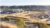  ?? KIRK KENNEY U-T ?? Vertical constructi­on is evident now at the SDSU Mission Valley site where the new Aztec Stadium is being built.