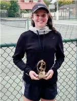  ??  ?? Winsome Sheehy proved too strong in the women’s competitio­n. Winsome also won the club’s junior championsh­ip.