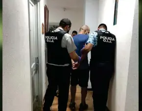  ?? OIJ ?? Herrera fue detenido por el OIJ dentro del hotel.