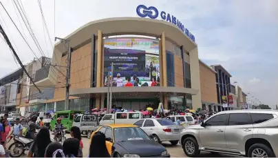  ?? PHOTO BY ACE PEREZ ?? NOW OPEN. Gaisano Grand Citygate Mall in Buhangin, Davao City opened its doors to Dabawenyos on Friday, October 19, 2018 offering mall shoppers a new malling experience.