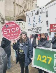  ?? Picture by Louise Higham ?? Campaigner­s against the Arundel Bypass grey route marched from Chichester Cross to County Hall.