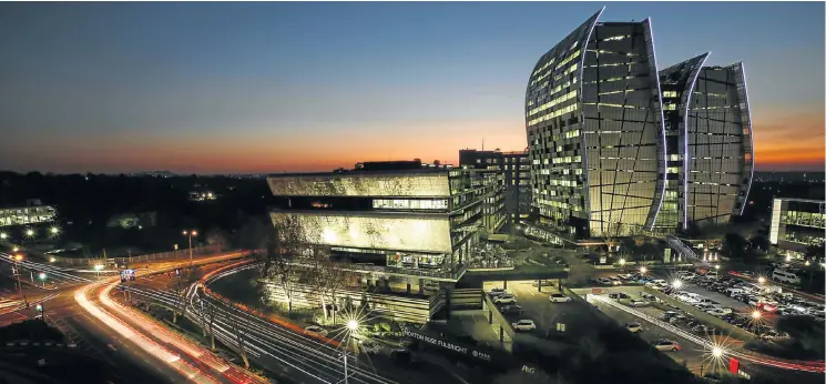  ?? Picture: Alaister Russell ?? Rapid developmen­t and smart new high-rises in the Sandton CBD belie the fact that this is its worst year for office space vacancies since 2014.