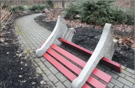  ?? BILL UHRICH — MEDIANEWS GROUP ?? Benches in Trudy’s Garden in the arboretum at the Reading Public Museum were vandalized Sunday or early Monday along with a marble statue that was smashed.