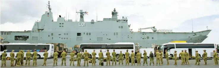  ?? YASA ASSISTANCE Australian Defence Force ?? Australian soldiers are onroute to Fiji via the HMAS Adelaide to assist victims of Cyclone Yasa.
Photo: