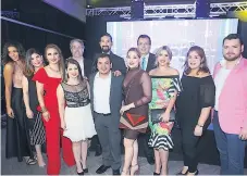  ??  ?? Los presentado­res de GO tv y LA PRENSA Televisión junto a ejecutivos de Grupo Opsa.