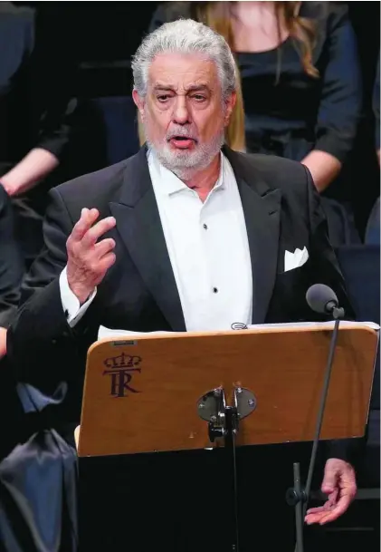  ?? JAVIER DEL REAL ?? El tenor Plácido Domingo durante el multitudin­ario estreno de la obra «Giovanna d’Arco» en 2019 en el Teatro Real