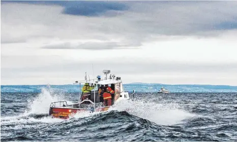  ?? FOTO: RAS ?? Die DLRG im Einsatz auf dem Bodensee.