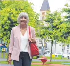  ?? FOTO: PHILIPP RICHTER ?? Aufgewachs­en ist Monika Schiefer in Baienfurt, heute arbeitet sie im Vatikan.