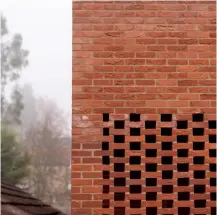  ??  ?? Hudson Architects incorporat­ed an interestin­g hit-and-miss bond pattern to this build, using TBS’S hand-textured brick blend to give the blocks a weathered and non-uniform appearance