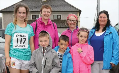  ??  ?? The O’Neill family who were taking part in the Tombrack 5K run recently.