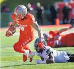  ?? JIM THOMPSON/JOURNAL ?? UNM wide receiver Jordan Kress (9), shown against Hawaii last week, says he expects to make some big plays vs. Nevada.