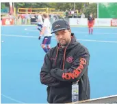  ?? FOTO: DIETER WIECHMANN ?? GHTC-Trainer Marcus Küppers hatte bislang in der Saison 2020 wenig Erfolg mit seiner Mannschaft.