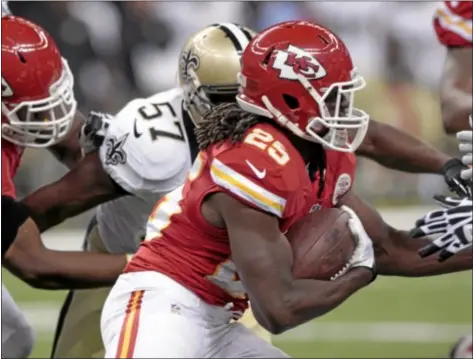  ?? AP Photo ?? Chiefs running back Jamaal Charles scored a touchdown Friday night to cap off a 14-play, 80-yard drive on their opening possession of the preseason.