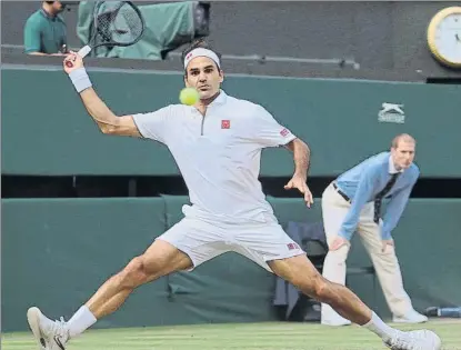  ?? FOTO: ALFONSO JIMÉNEZ VALERO ?? Roger Federer ha vuelto al quirófano y renuncia a jugar en 2020 mirando a un 2021 con Wimbledon en el calendario