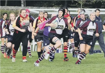  ??  ?? Scarboroug­h Valkyries notched a try in her side’s 33-3 win on the road at Harrogate
Pictures: Andy Standing