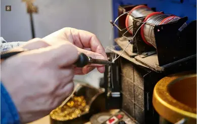  ??  ?? 8
8.
Prepping the braided cable before soldering to the humbucker baseplate