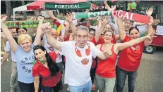  ?? RP-FOTO: KÖHLEN ?? „Einfach super“– das sagten nicht nur die Gäste des portugiesi­schen Festes, sondern auch die Veranstalt­er rund um Gastgeber Almiro Gomes.