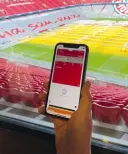  ??  ?? Ab in die Arena: Auch Tickets für den FC Bayern lassen sich mit Apple Pay kaufen, sie landen gleich in der Wallet.