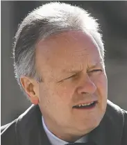  ?? Justin Tang/ the canadian press files ?? Former Bank of Canada governor Stephen Poloz’s appointmen­t to the board at Enbridge Inc. is being applauded
in the oilpatch.