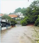  ?? MUNICIPAL SAN JOSÉ. POLICÍA ?? Río Ocloro, en barrio Luján, como siempre es un dolor de cabeza.