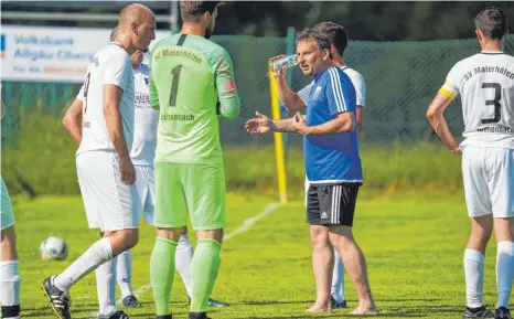  ?? FOTO: MAXIMILIAN RIST ?? Trainer Alexander Odemer will mit dem SV Maierhöfen-grünenbach nach einer guten Saison den Bezirkspok­al holen.