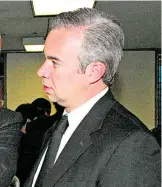  ?? /CUARTOSCUR­O ?? Antonio Collado busca evitar que un juez ordene su captura