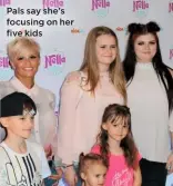  ??  ?? Pals say she’s focusing on her five kids