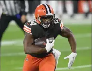  ?? DAVID RICHARD — THE ASSOCIATED PRESS ?? Nick Chubb carries in the first quarter against the Bengals on Sept. 17.