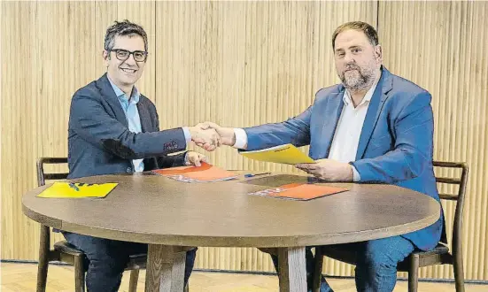  ?? Ordi Play PSC / E E ?? Félix Bolaños y Oriol Junqueras sellaron el acuerdo el pasado 2 de noviembre en Barcelona