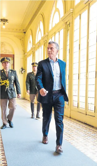  ?? Presidenci­a ?? El Presidente, en la Casa Rosada, donde se reunió con sus ministros