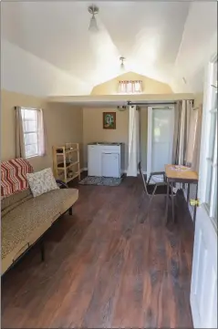  ?? Shelly Thorene / Union Democrat ?? The tiny home has a loft above the kitchen and bath area that can serve as a sleeping area for a child.