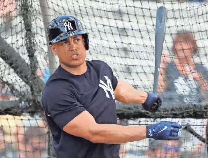  ??  ?? The Yankees’ Giancarlo Stanton still is getting settled and adjusting to his new team. KIM KLEMENT/USA TODAY SPORTS