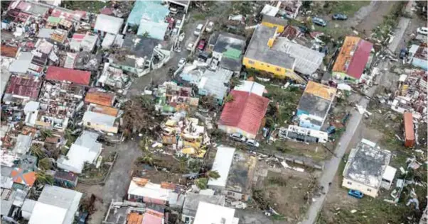  ?? |AP ?? Los vientos, lluvias e inundacion­es han dejado diversas afectacion­es en países como República Dominicana, Puerto Rico y Barbados.