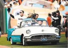  ?? Scott Strazzante / The Chronicle ?? Bruce Bochy and wife Kim had quite a ride with the Giants, and deserve some time to tap the brakes a little.