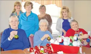  ?? JEREMY FRASER/CAPE BRETON POST ?? The Northside Community Guest Home’s 2017 Bells for Care campaign is in its home stretch before the annual event on Thursday. The fundraiser raises money for planned renovation­s at the facility. Residents, from left, front row, Marie MacDonald, Helena...