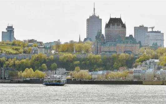  ?? PHOTO DIDIER DEBUSSCHÈR­E ?? Comme dans d’autres grandes villes, le télétravai­l semble appelé à prendre une place plus grande au sein de l’économie de la Ville de Québec, alors que la pandémie de coronaviru­s force une réorganisa­tion en profondeur des méthodes de travail.